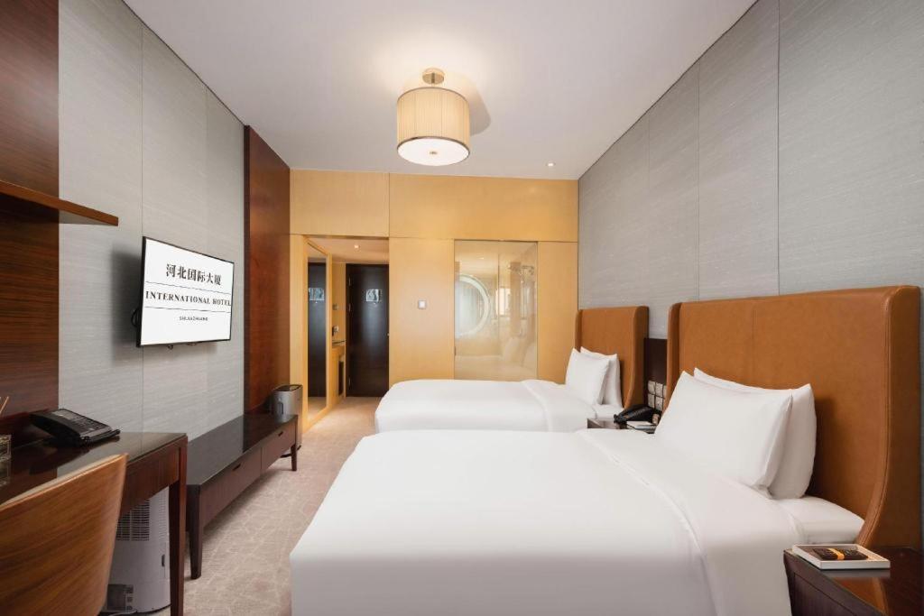 Shijiazhuang International Building Hotel Екстериор снимка