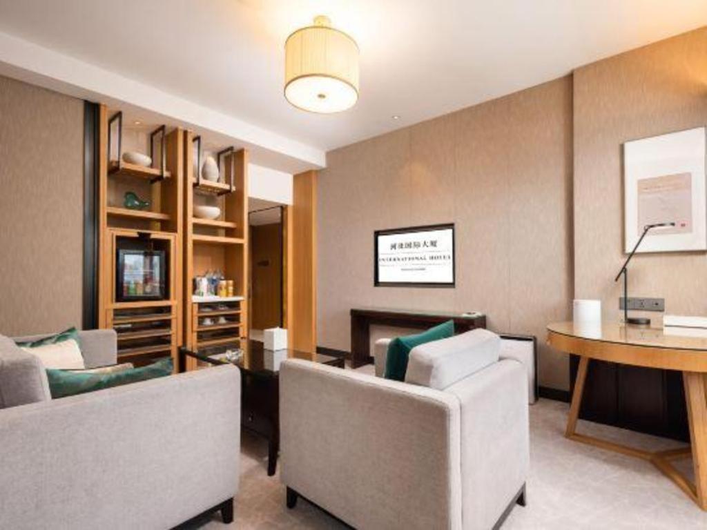 Shijiazhuang International Building Hotel Екстериор снимка