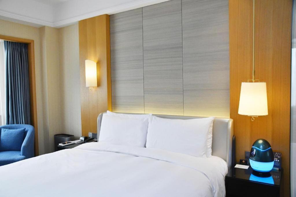 Shijiazhuang International Building Hotel Екстериор снимка