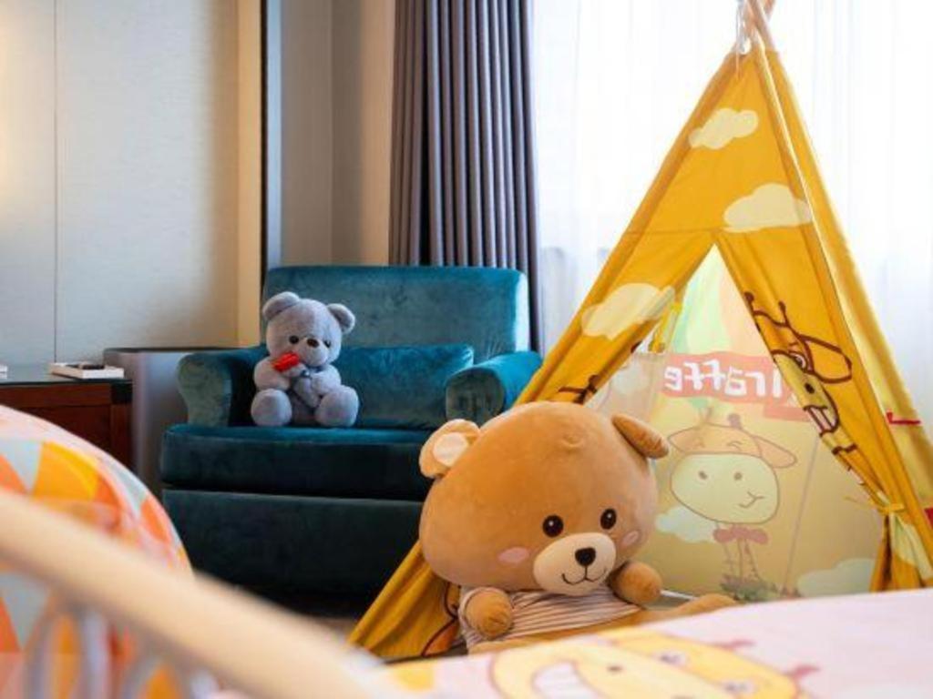 Shijiazhuang International Building Hotel Екстериор снимка