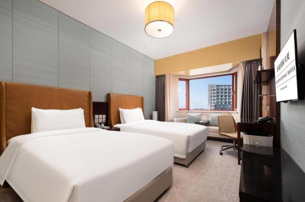 Shijiazhuang International Building Hotel Екстериор снимка